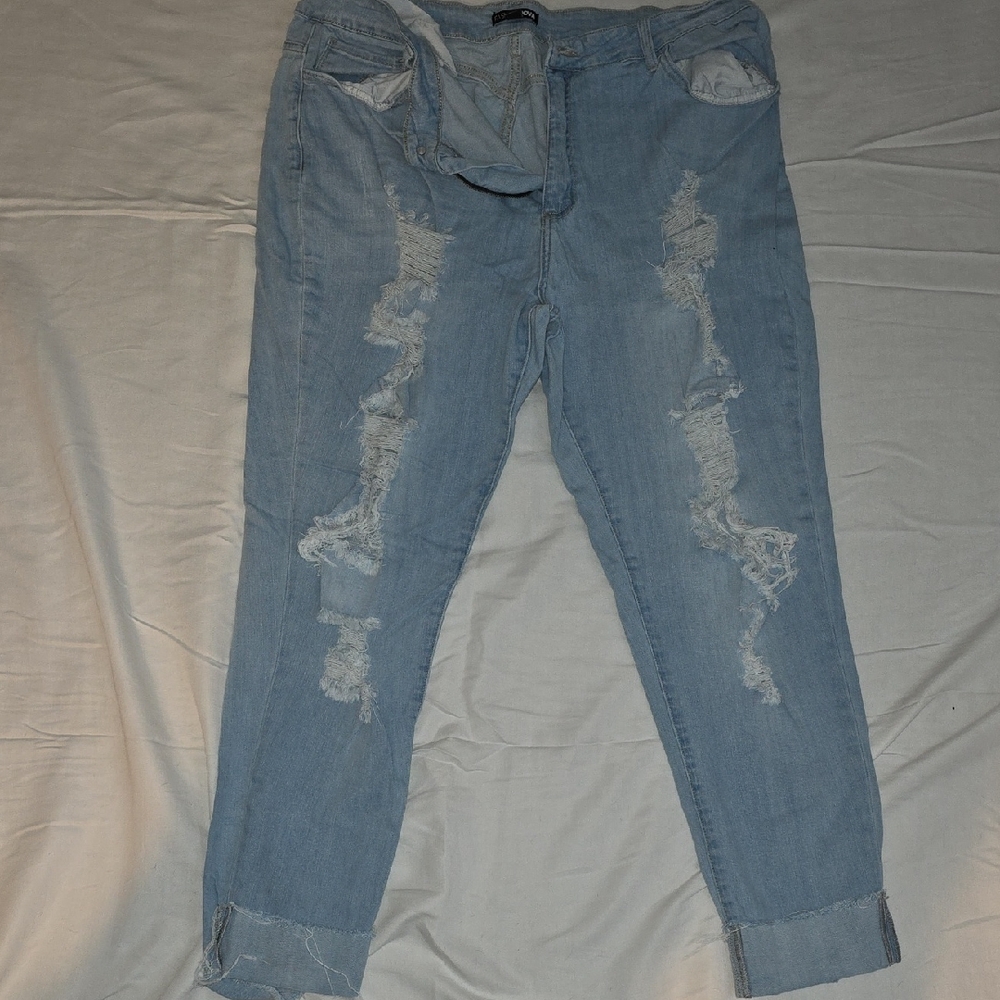 Fashion Nova: Prime Time - Light Blue Denim Jeans